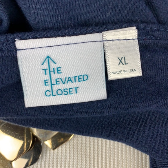 Navy 3/4 Sleeve Scoop Neck Pleated Front Dress - Picture 5 of 7